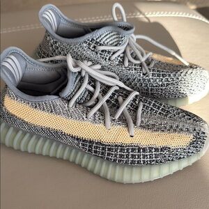 Yeezy Sneakers - Blue and Yellow